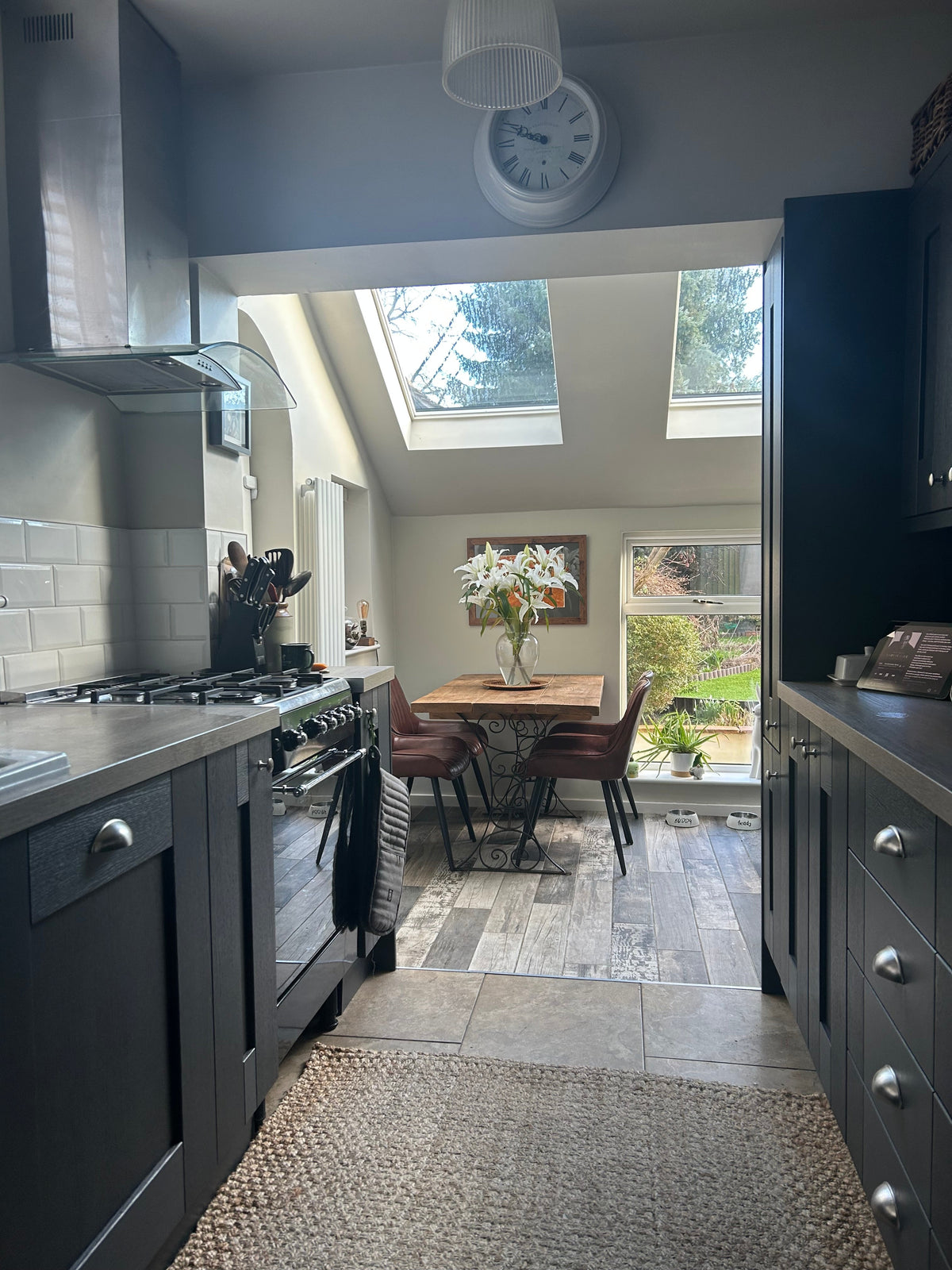 Bringing Sunshine into a Low-Ceiling Extension