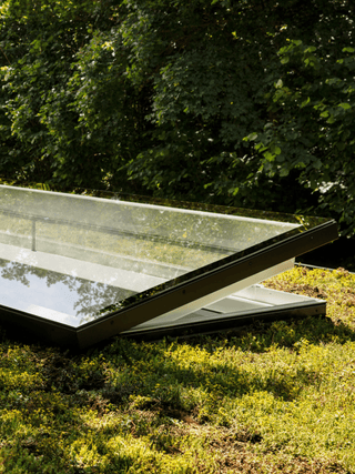 VELUX Electric Opening Flat Roof Window 1200x900mm