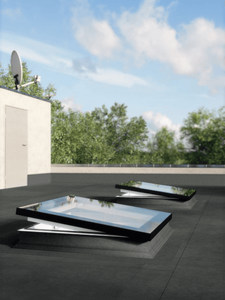 Electric Opening Flat Roof Window 900x600mm